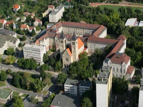 University of Pécs Faculty of Humanities