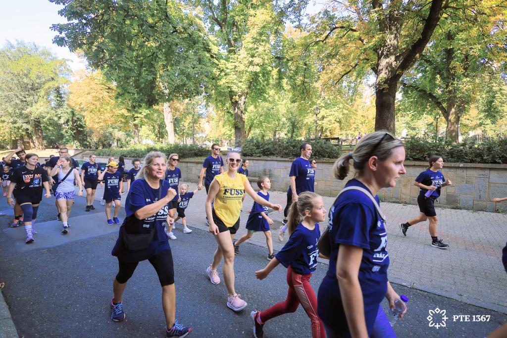 Runners on Szent István Tér