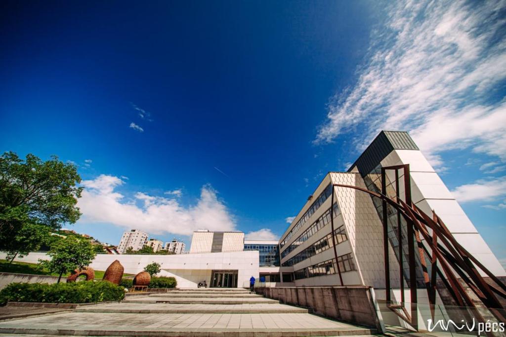 English-language mechanical engineering Bachelor’s begins at PTE Faculty of Engineering and Information Technology